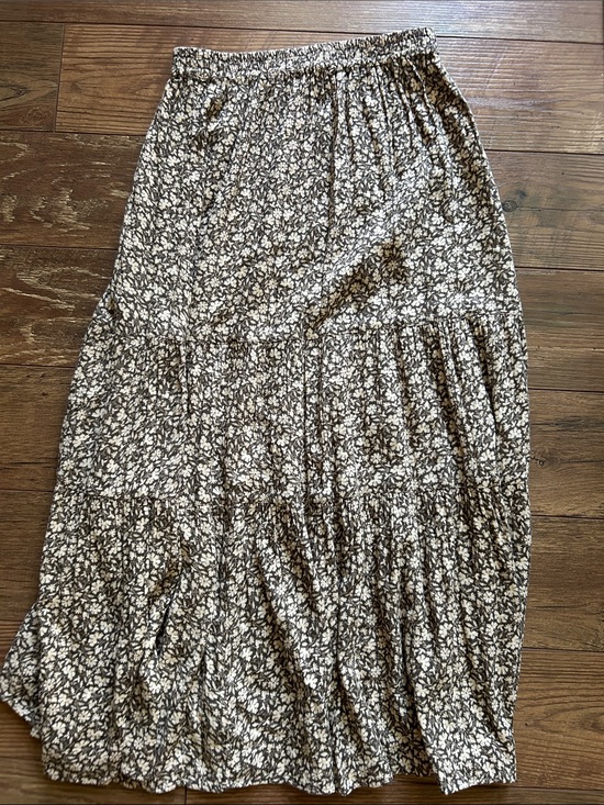 Faherty Dresses & Skirts - Faherty Cream & Brown Floral Tiered Maxi Skirt